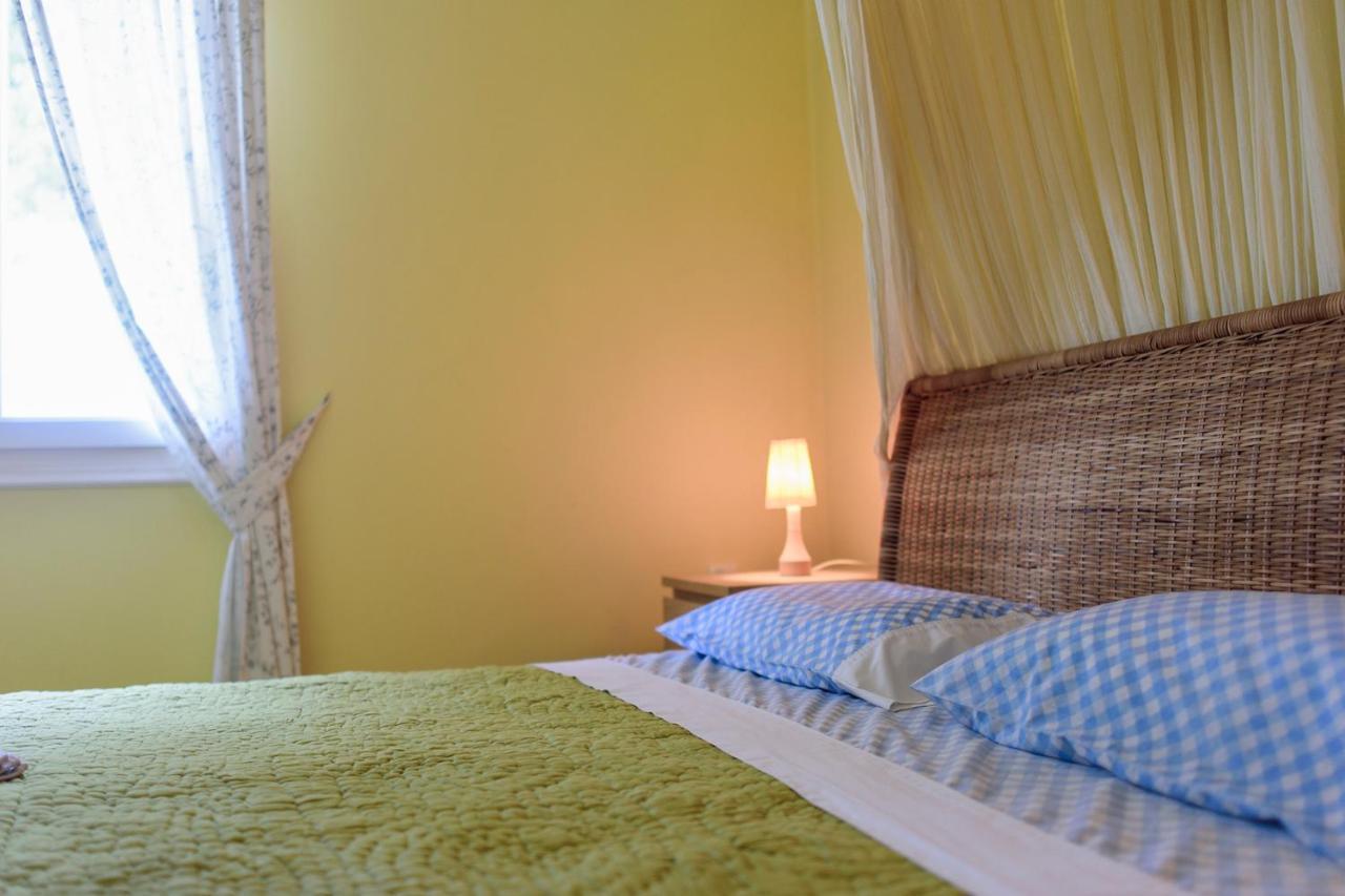 Ferienwohnung Jasmine Of Poseidonia Posidhonía Exterior foto